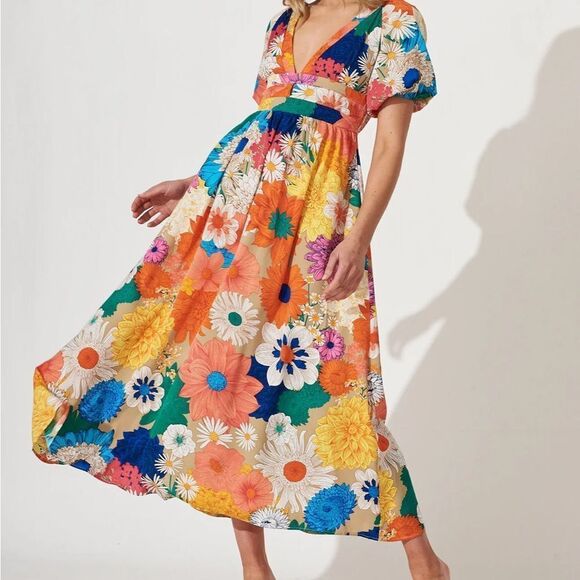 St Frock Mel Maxi Dress in Bright Multi Floral - Picture 2 of 9